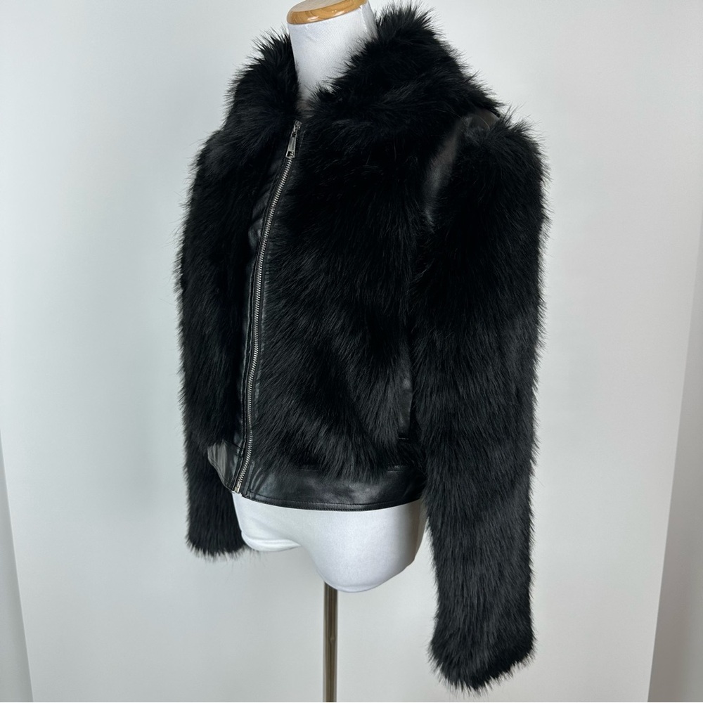 Forever 21 Black Faux Fur Vegan Leather Zip Front Jacket Size Medium - Picture 7 of 13